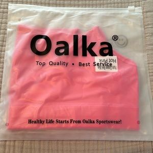 Oalka Sports Bra - hot pink!